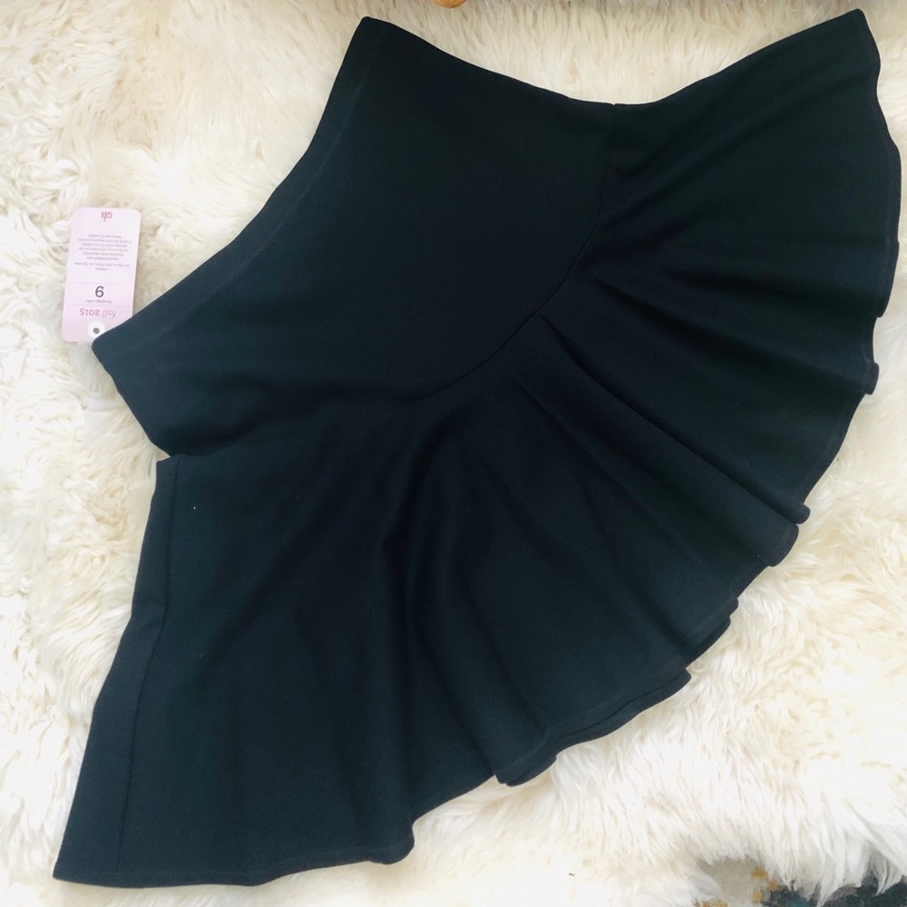 Cabi Confidence Skater Skirt